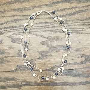 Pearl bead necklace